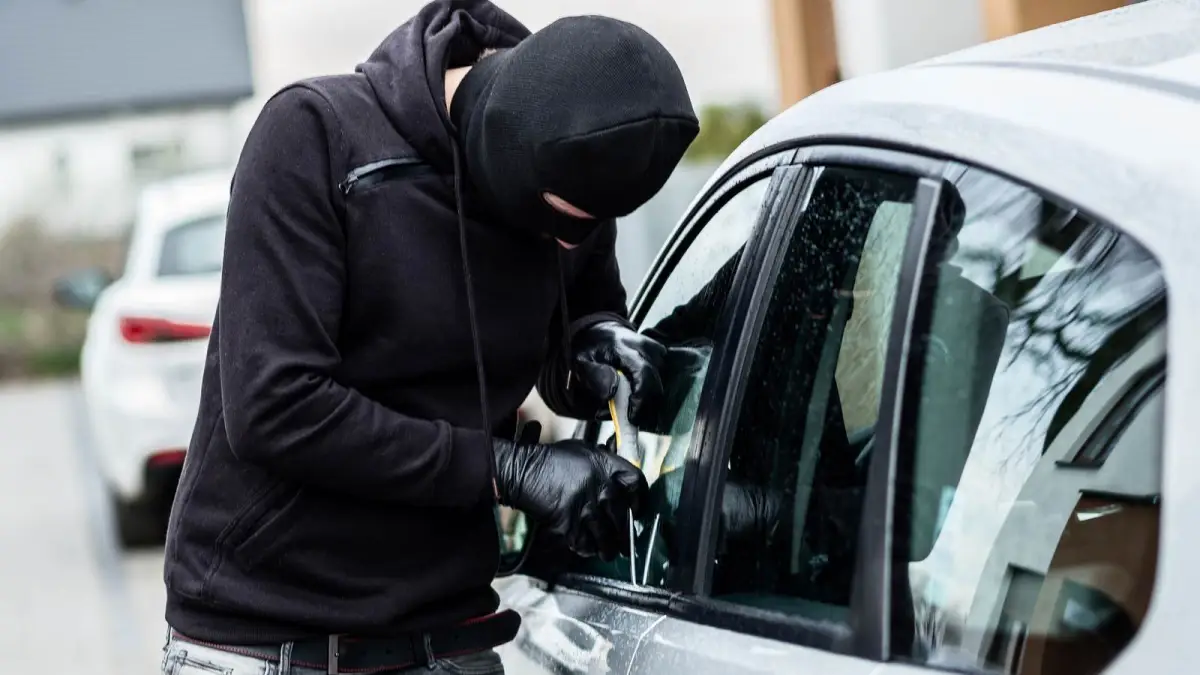 Beyond Locks and Alarms: Modern Strategies for Car Theft Defense